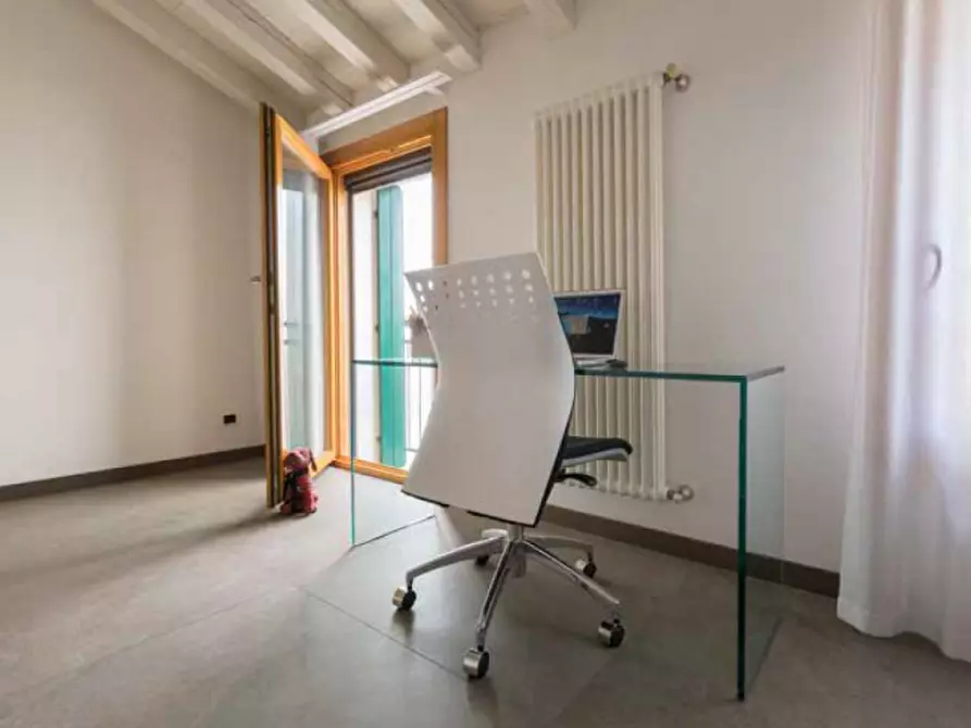 Immagine 5 di Casa indipendente in vendita  a Castelfranco Veneto