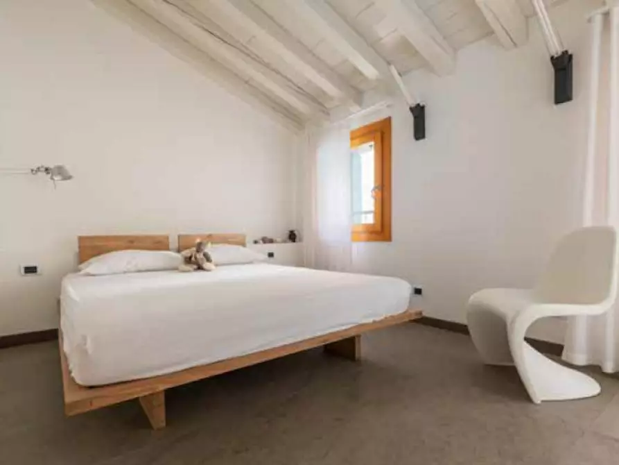 Immagine 7 di Casa indipendente in vendita  a Castelfranco Veneto