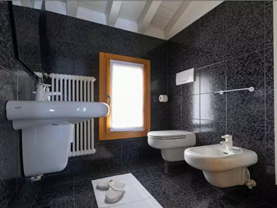 Immagine 8 di Casa indipendente in vendita  a Castelfranco Veneto