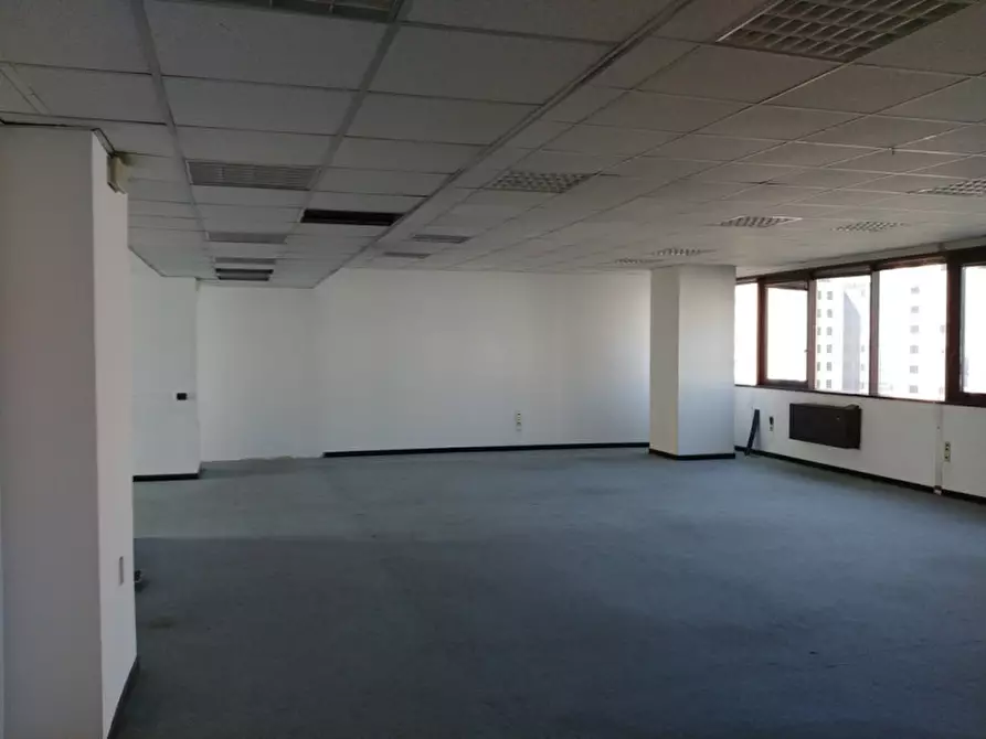 Immagine 2 di Ufficio in affitto  in VIA BARTOLOMEO COLLEONI a Agrate Brianza