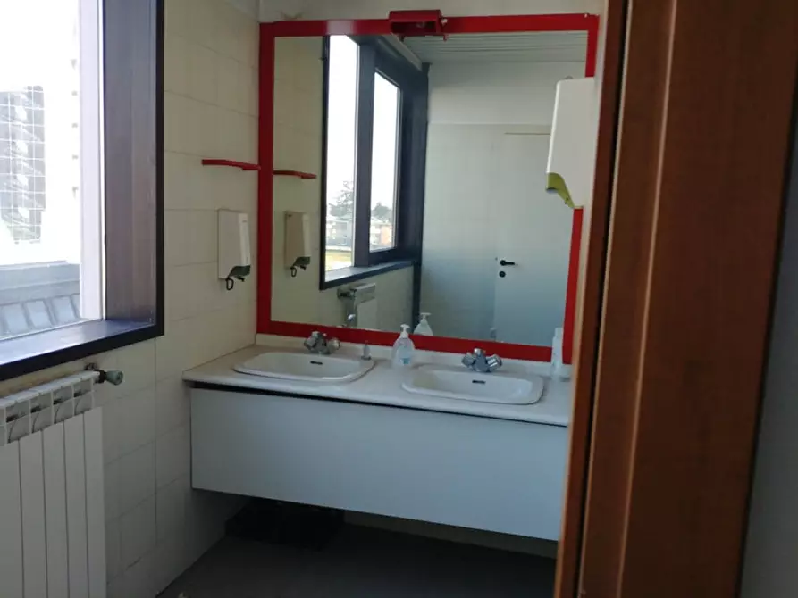 Immagine 3 di Ufficio in affitto  in VIA BARTOLOMEO COLLEONI a Agrate Brianza