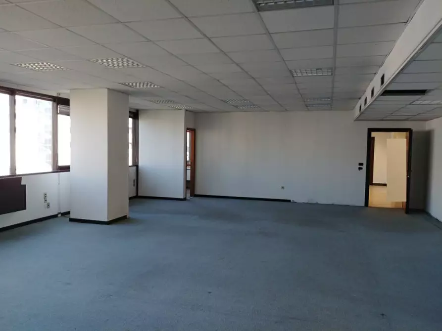 Immagine 14 di Ufficio in affitto  in VIA BARTOLOMEO COLLEONI a Agrate Brianza