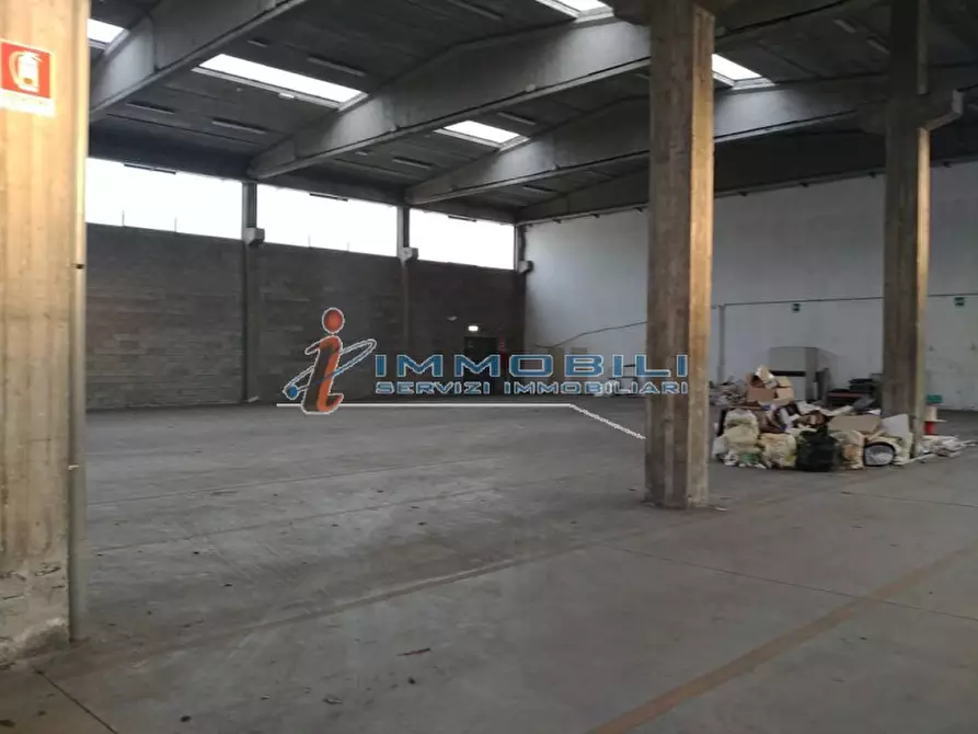 Immagine 12 di Capannone industriale in affitto  in VIA ARCHIMEDE a Settimo Milanese