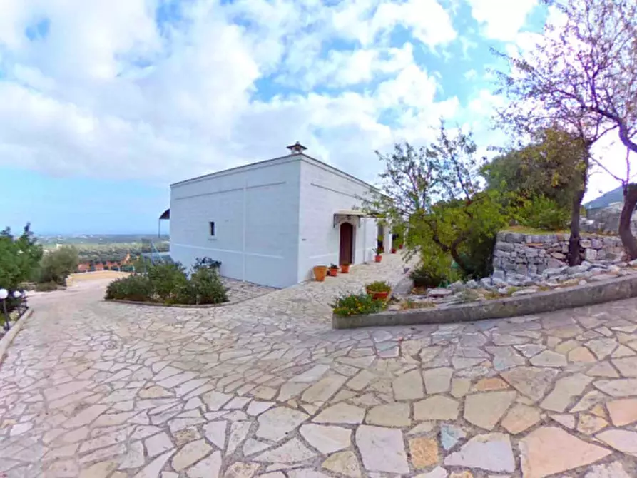 Immagine 10 di Hotel in vendita  a Monopoli