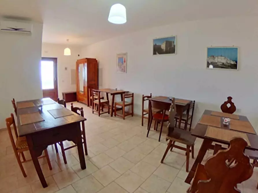 Immagine 11 di Hotel in vendita  a Monopoli