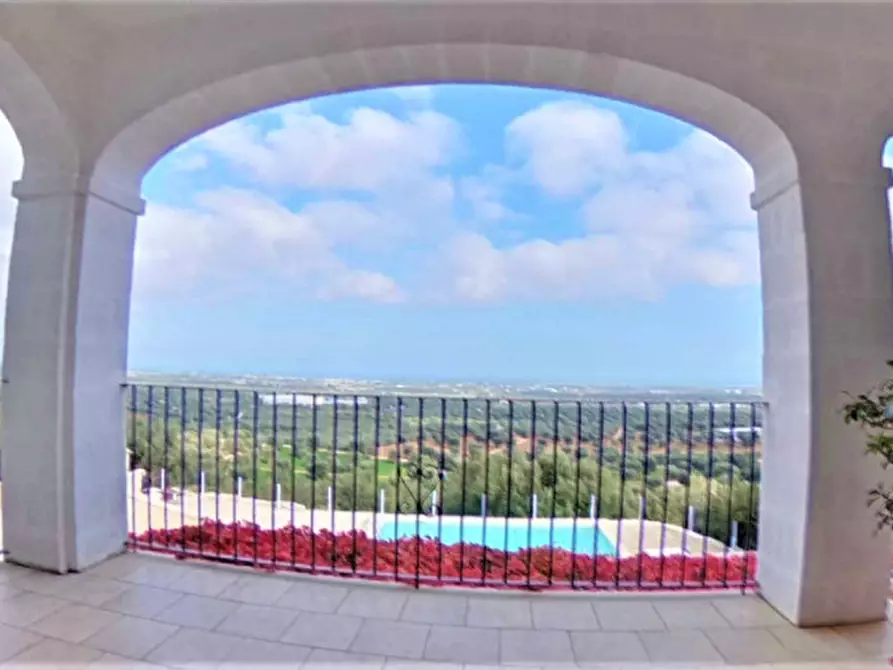 Immagine 12 di Hotel in vendita  a Monopoli