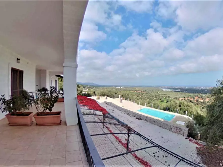 Immagine 18 di Hotel in vendita  a Monopoli