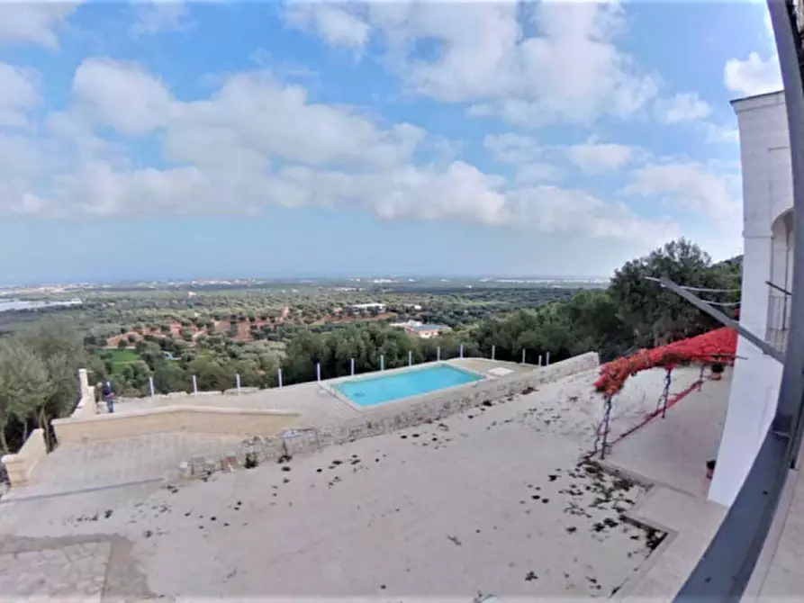 Immagine 21 di Hotel in vendita  a Monopoli