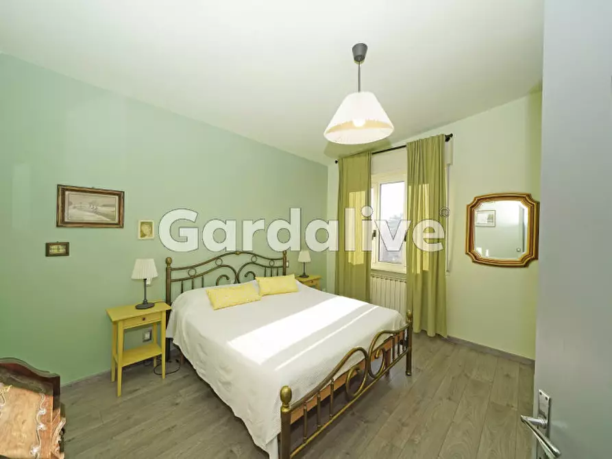 Immagine 11 di Appartamento in vendita  a Toscolano-Maderno