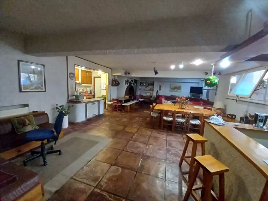 Immagine 21 di Villa in vendita  in via dei castelli romani a Rocca Di Papa