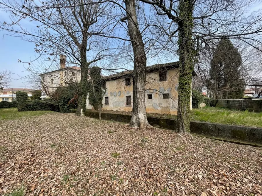 Immagine 1 di Casa indipendente in vendita  a Giavera Del Montello