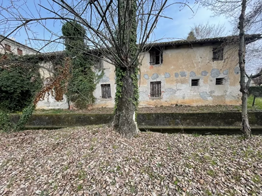 Immagine 3 di Casa indipendente in vendita  a Giavera Del Montello