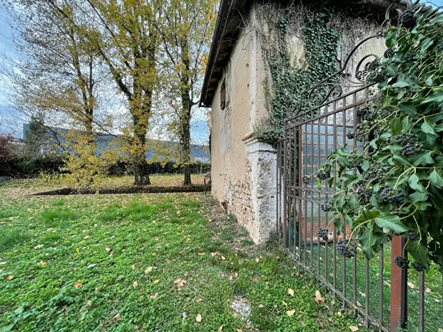 Immagine 10 di Casa indipendente in vendita  a Giavera Del Montello