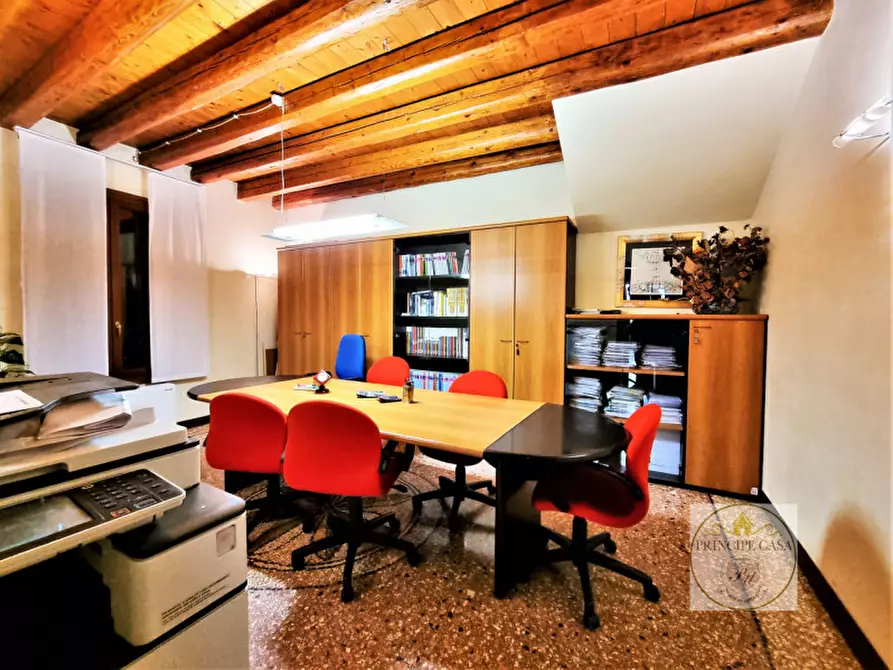 Immagine 1 di Appartamento in vendita  in via isidoro alessi a Este