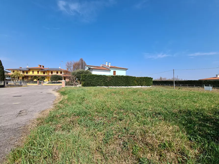 Immagine 3 di Terreno in vendita  in VIA GUGLIELMO MARCONI a Borgo Veneto
