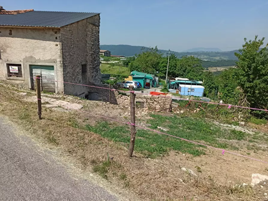Immagine 20 di Rustico / casale in vendita  in Contrada Lonico a Cerro Veronese