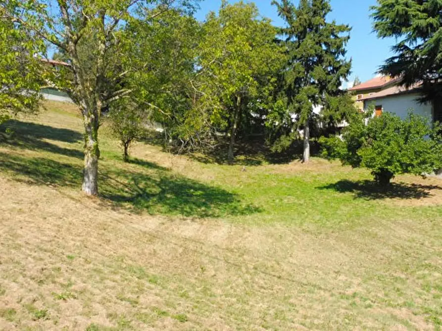 Immagine 3 di Terreno in vendita  in via lessini a Cerro Veronese