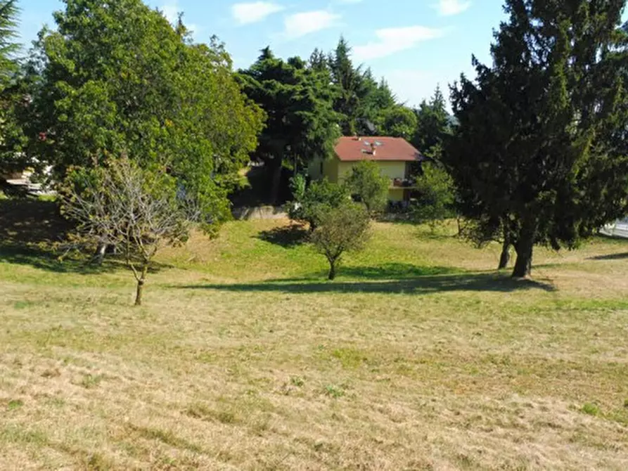 Immagine 3 di Terreno in vendita  in via lessini a Cerro Veronese