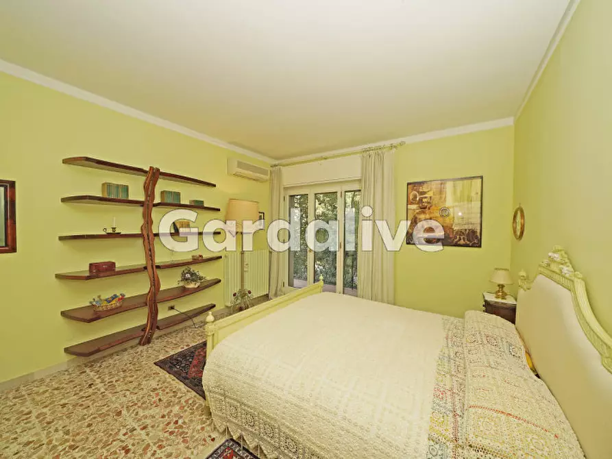 Immagine 9 di Appartamento in vendita  a Toscolano-Maderno