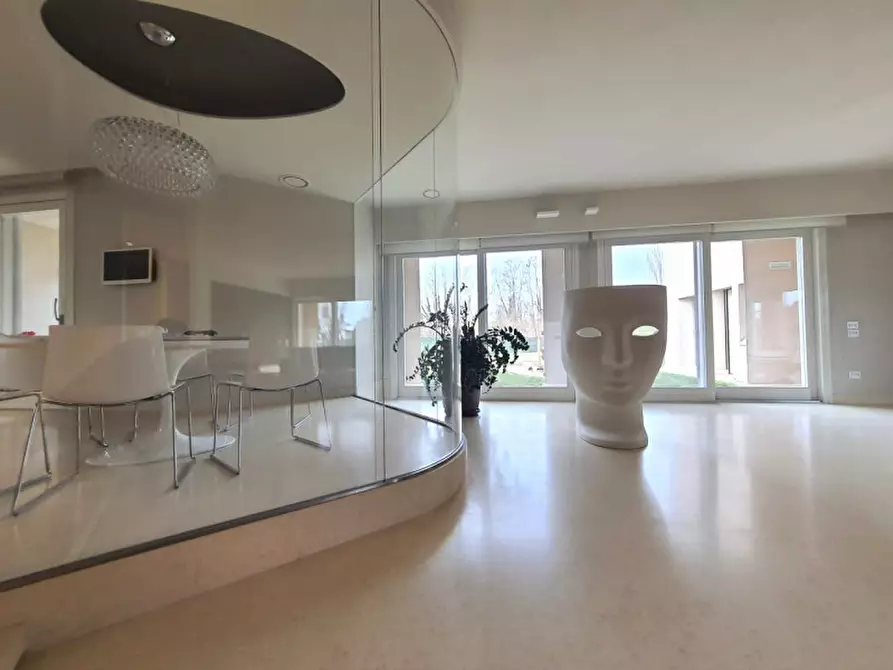 Immagine 23 di Villa in vendita  a Rovigo