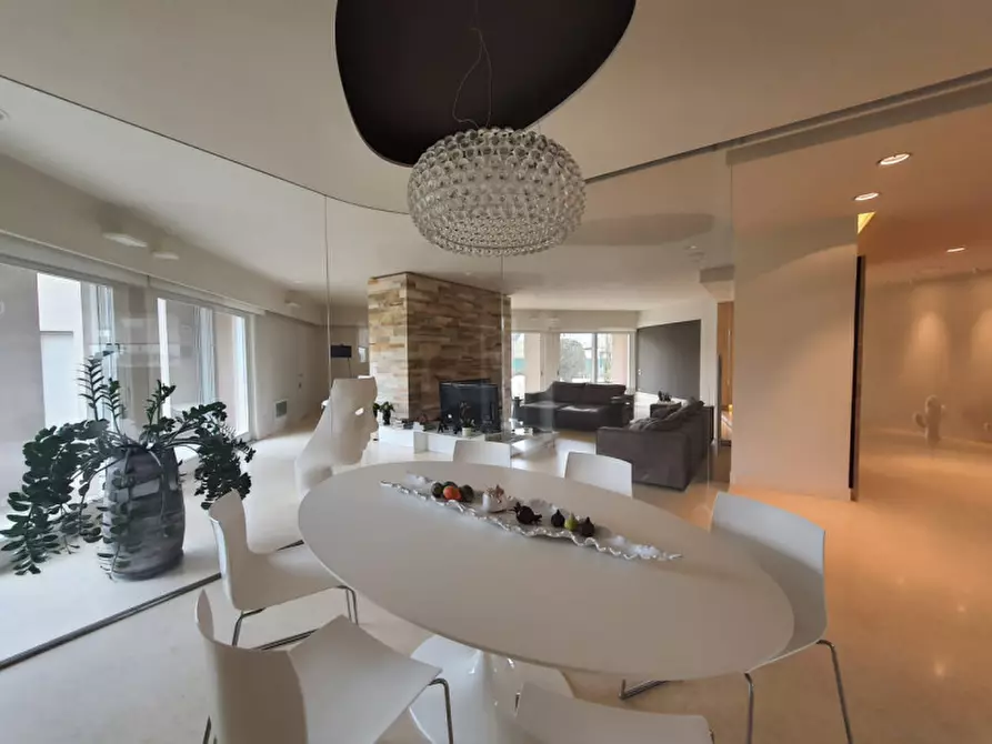 Immagine 25 di Villa in vendita  a Rovigo