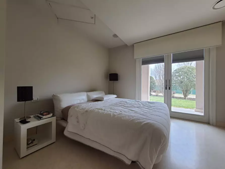 Immagine 32 di Villa in vendita  a Rovigo