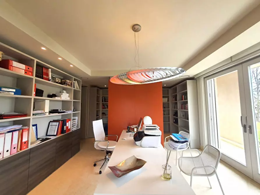 Immagine 39 di Villa in vendita  a Rovigo