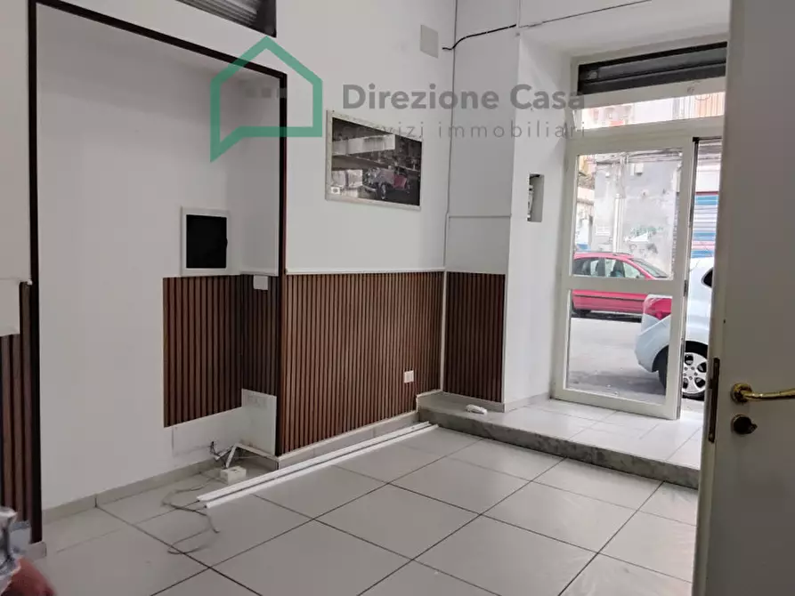 Immagine 6 di Attività commerciale in affitto  in Via L. di capua a Napoli