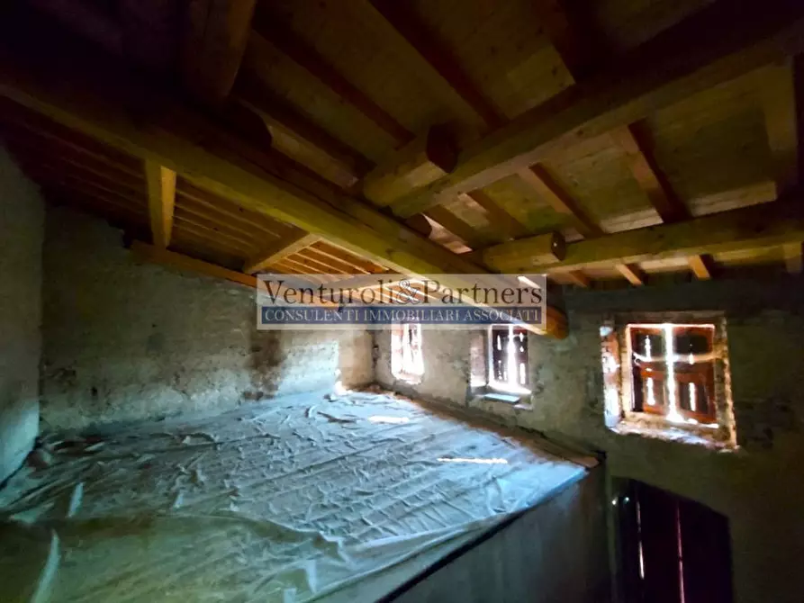 Immagine 18 di Rustico / casale in vendita  in via piridello a Solferino