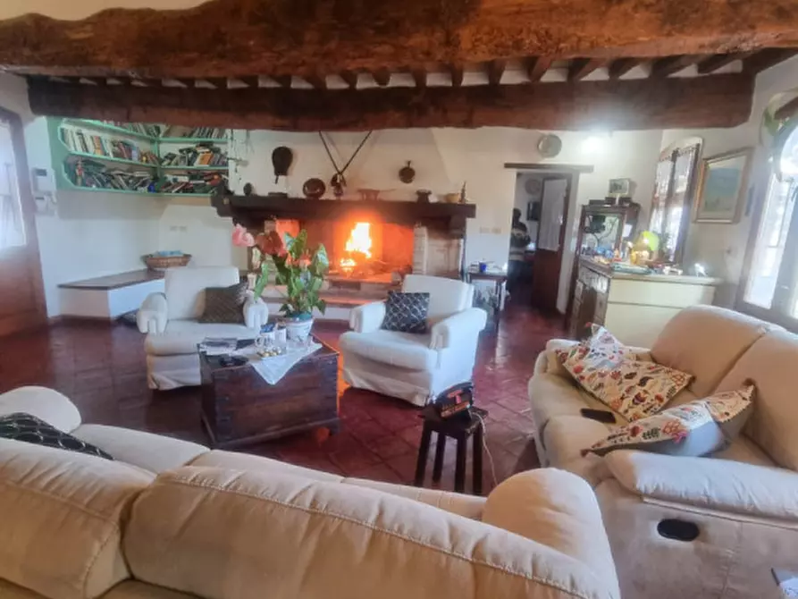 Immagine 5 di Villa in vendita  a Longiano