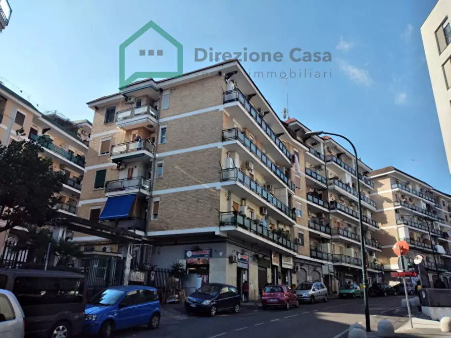 Immagine 2 di Appartamento in vendita  in Via Ponti rossi 210 a Napoli