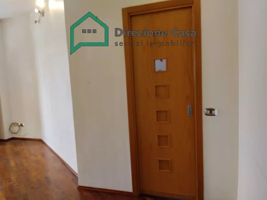 Immagine 13 di Appartamento in vendita  in Via Ponti rossi 210 a Napoli