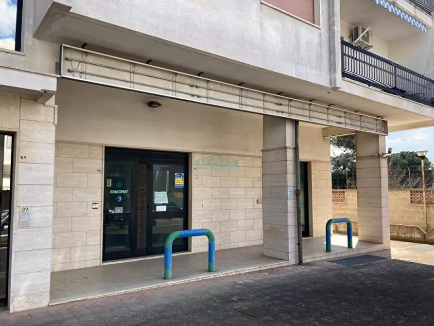 Immagine 4 di Ufficio in affitto  in Viale Aldo Moro a Ceglie Messapico