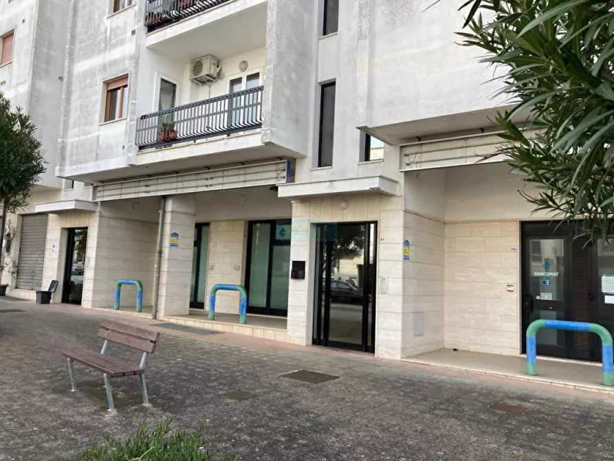 Immagine 7 di Ufficio in affitto  in Viale Aldo Moro a Ceglie Messapico