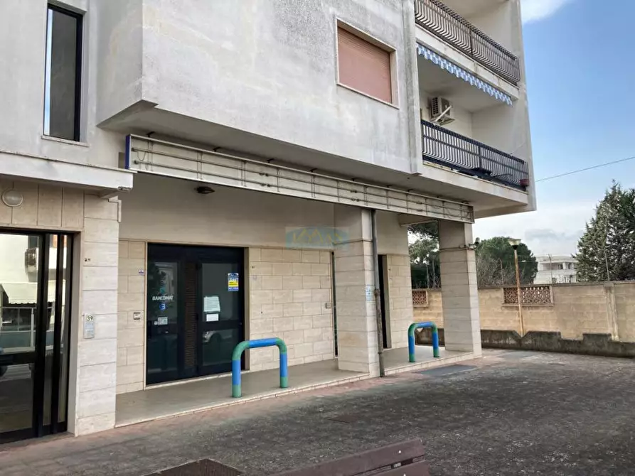Immagine 8 di Ufficio in affitto  in Viale Aldo Moro a Ceglie Messapico