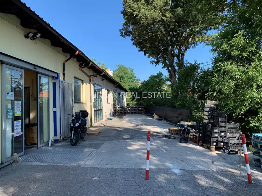 Immagine 5 di Attività commerciale in vendita  in Via del Destriero 19 a Trieste