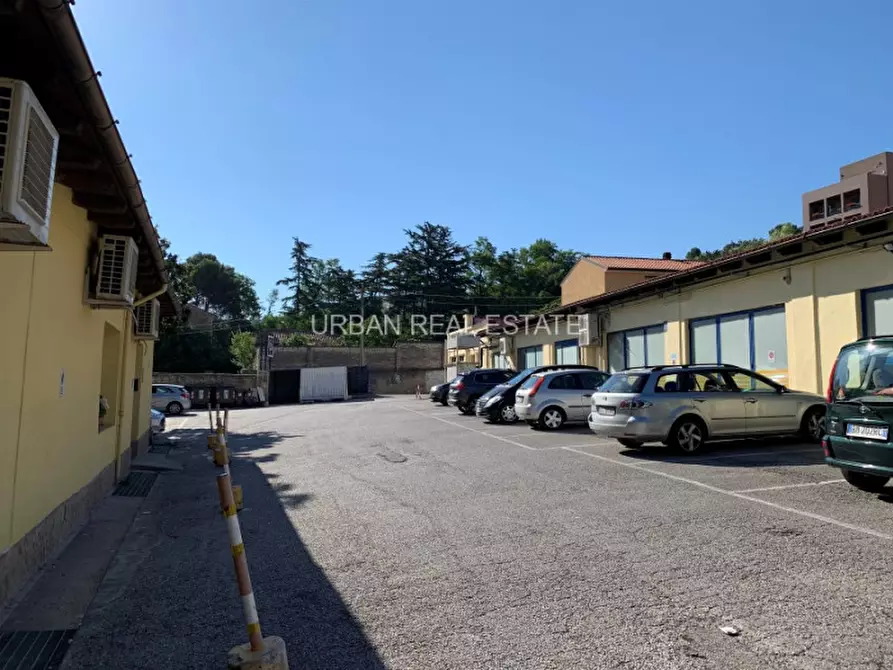 Immagine 9 di Attività commerciale in vendita  in Via del Destriero 19 a Trieste