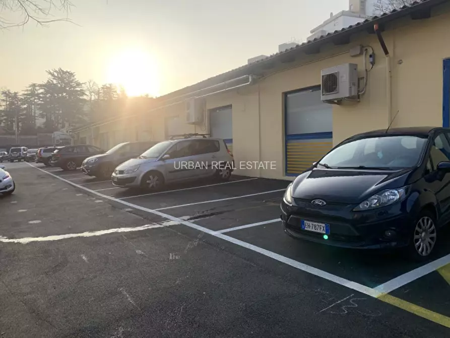 Immagine 25 di Attività commerciale in vendita  in Via del Destriero 19 a Trieste
