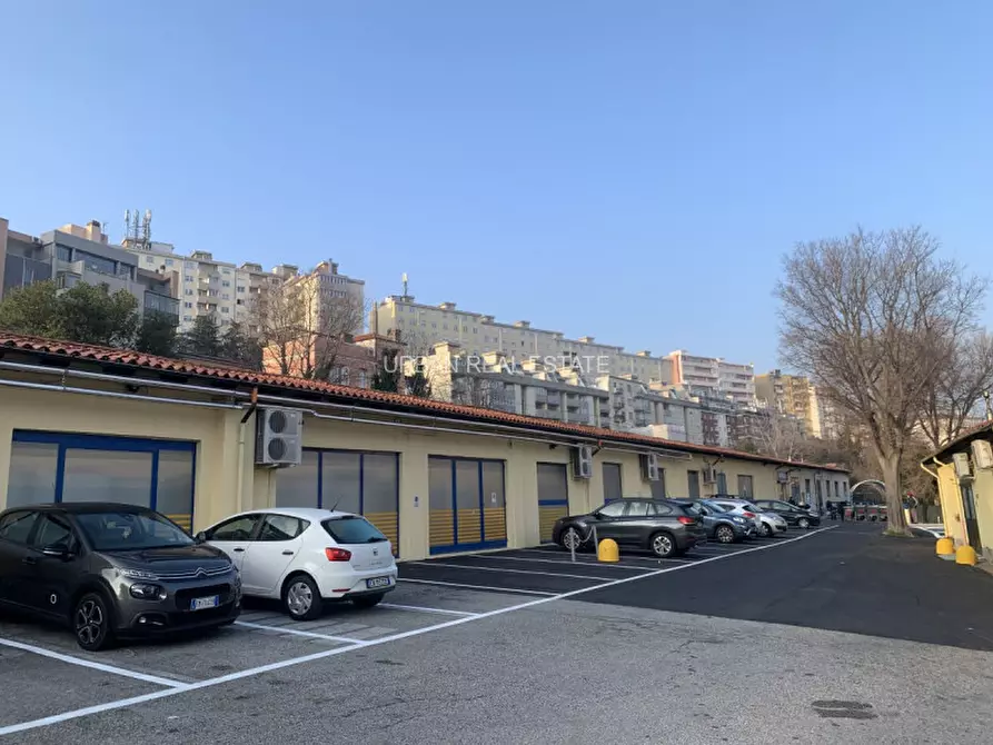 Immagine 27 di Attività commerciale in vendita  in Via del Destriero 19 a Trieste