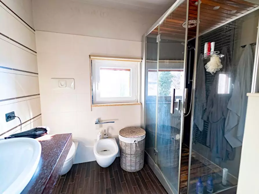 Immagine 18 di Villa in vendita  in Via Frassino a Peschiera Del Garda