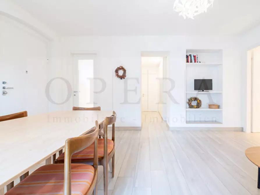 Immagine 3 di Appartamento in vendita  in via San Pietro a Bolzano