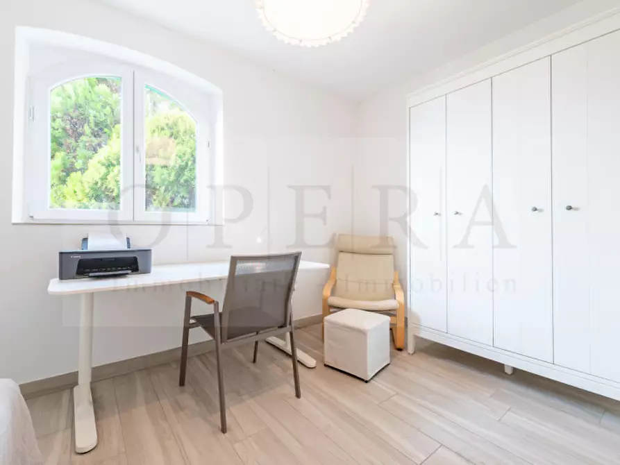 Immagine 11 di Appartamento in vendita  in via San Pietro a Bolzano