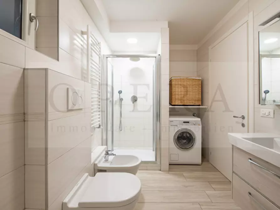 Immagine 16 di Appartamento in vendita  in via San Pietro a Bolzano