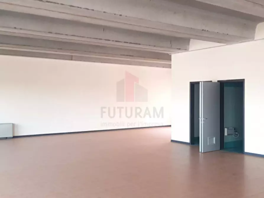 Immagine 6 di Ufficio in affitto  in VIALE DEGLI SCLAIGERI a Vicenza