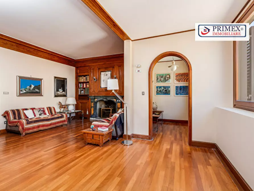 Immagine 14 di Appartamento in vendita  in via del Governo Vecchio a Roma