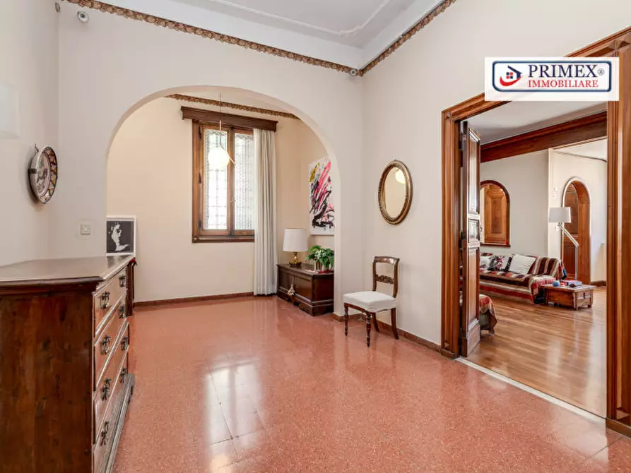 Immagine 19 di Appartamento in vendita  in via del Governo Vecchio a Roma