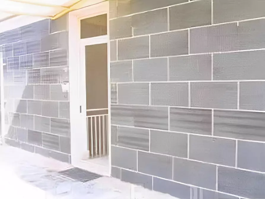 Immagine 5 di Magazzino in vendita  in Via Ada Negri, 9 a Bari