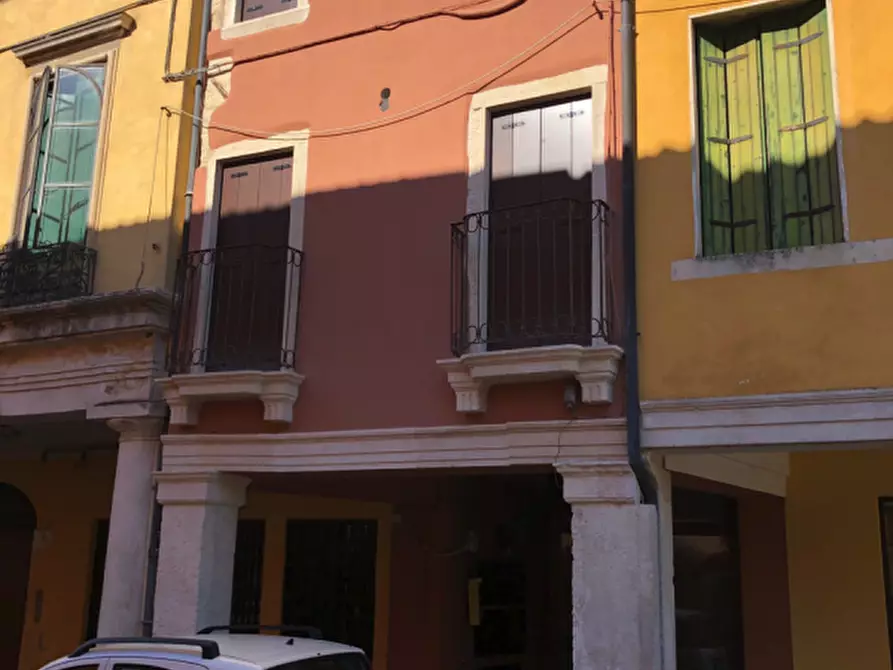 Immagine 2 di Negozio in affitto  in Via Ognibene a Lonigo