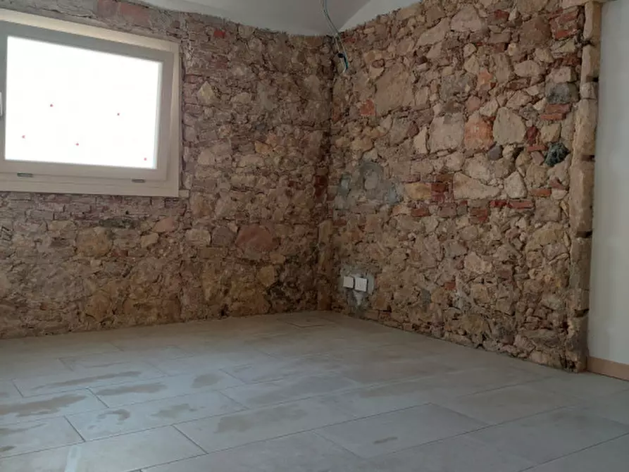 Immagine 11 di Negozio in affitto  in Via Ognibene a Lonigo