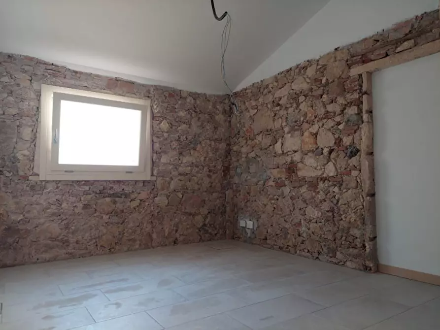 Immagine 15 di Negozio in affitto  in Via Ognibene a Lonigo